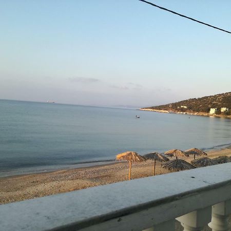 Petro'S Apartments Νέα Καρβάλη Εξωτερικό φωτογραφία