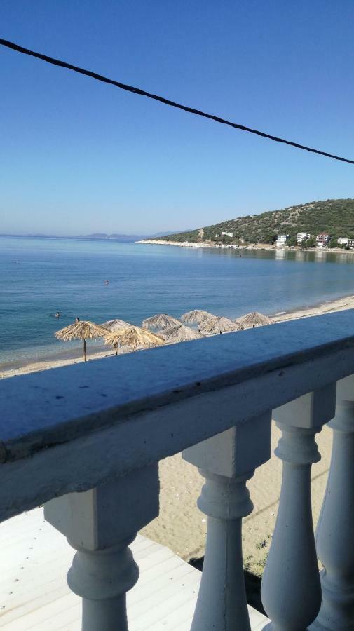 Petro'S Apartments Νέα Καρβάλη Εξωτερικό φωτογραφία